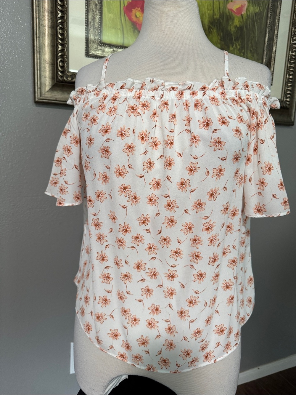 Hippie Rose White Off-Shoulder Floral Top with Peach Print